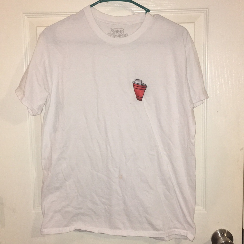 BEER PONG TEE